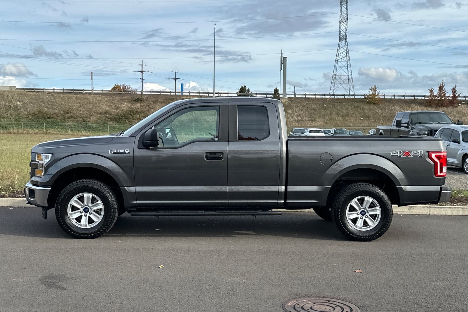 Used 2017 Ford F150 XL w/ Equipment Group 101A Mid AWD/4WD image 6