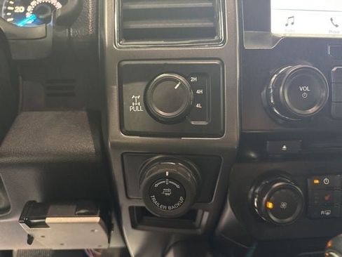 Used 2017 Ford F150 XLT w/ Equipment Group 302A Luxury image 31