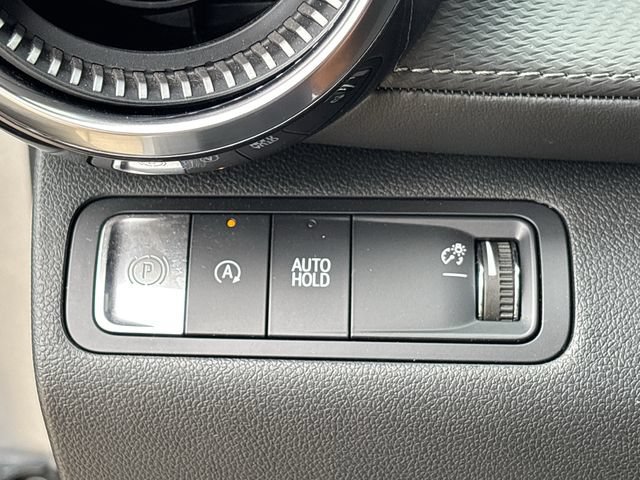 Used 2025 Chevrolet Equinox LT FWD image 17