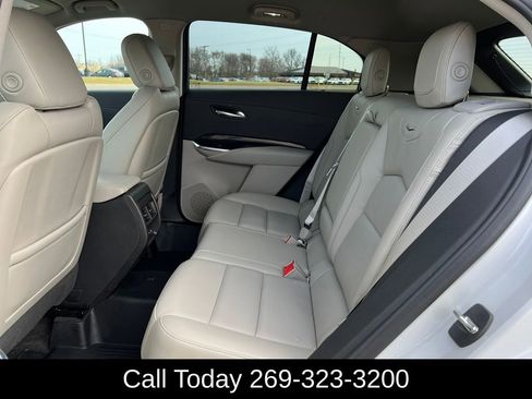 Used 2022 Cadillac XT4 Premium Luxury w/ Enhanced Visibility Package image 6