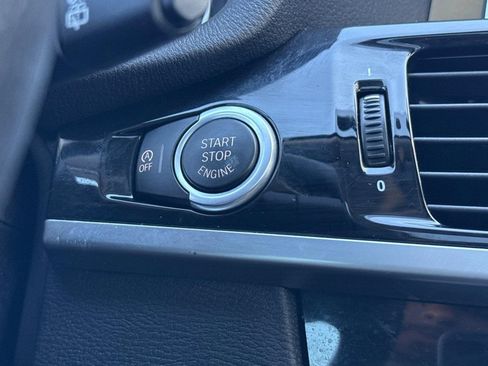 Used 2017 BMW X3 xDrive28i AWD/4WD image 33
