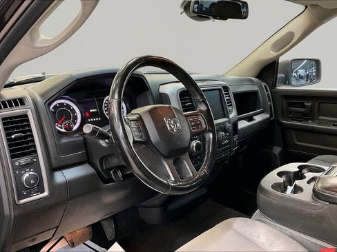 Used 2022 RAM 1500 Express w/ Wheel & Sound Group AWD/4WD image 19