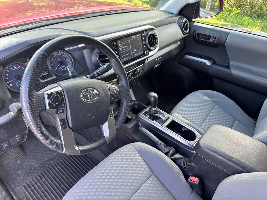 Used 2023 Toyota Tacoma SR5 AWD/4WD image 35