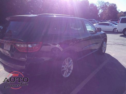 Used 2024 Dodge Durango GT image 5