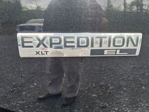Used 2014 Ford Expedition EL XLT w/ Equipment Group 202A RWD image 5