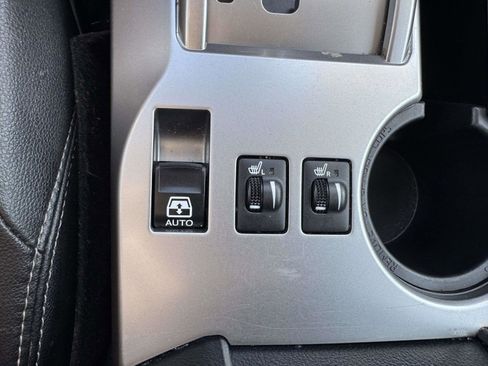 Certified 2022 Toyota 4Runner SR5 Premium image 36