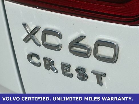 Certified 2023 Volvo XC60 T8 Plus w/ Climate Package image 11
