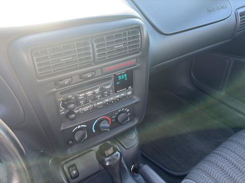 Used 1998 Chevrolet Camaro LT w/ Preferred Equipment Group 2 image 18