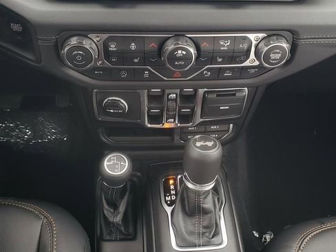 New 2026 Jeep Wrangler Unlimited Sahara image 10