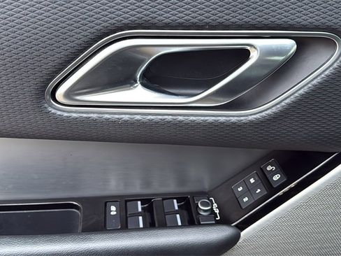 Used 2020 Land Rover Range Rover Velar R-Dynamic S image 14