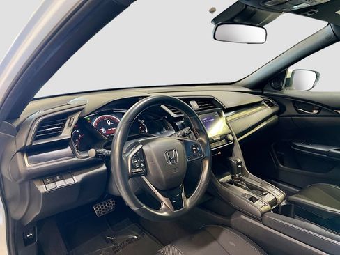 Used 2020 Honda Civic Sport image 9