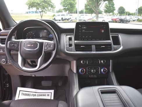 Used 2023 GMC Yukon XL SLE w/ Gmc Pro Safety Plus Package RWD image 20