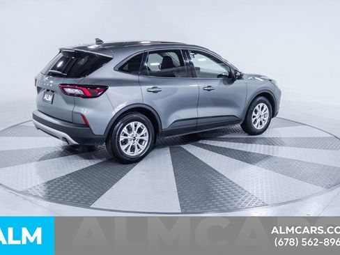 Used 2025 Ford Escape Active FWD image 10