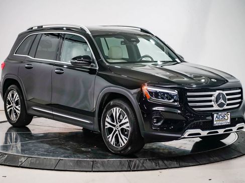 Used 2026 Mercedes-Benz GLB 250 image 5