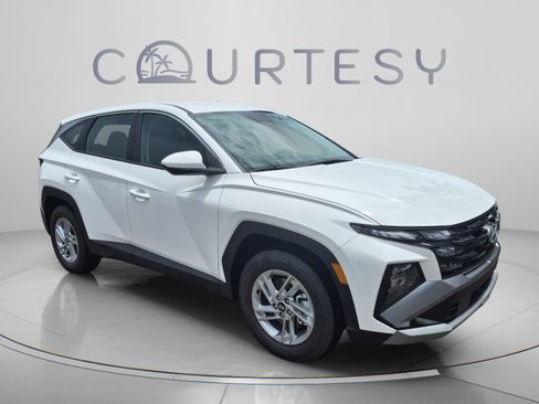 New 2026 Hyundai Tucson SE FWD image 7