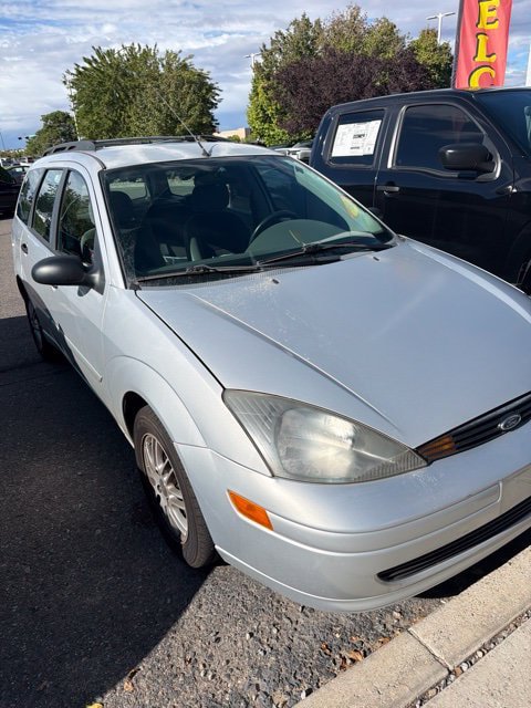 Used 2003 Ford Focus SE FWD image 2