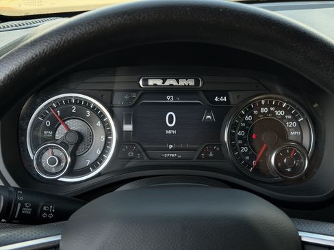 Used 2025 RAM 1500 Warlock AWD/4WD image 20