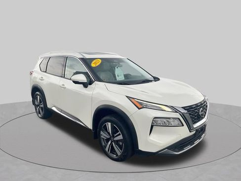 Certified 2023 Nissan Rogue SL AWD/4WD image 6