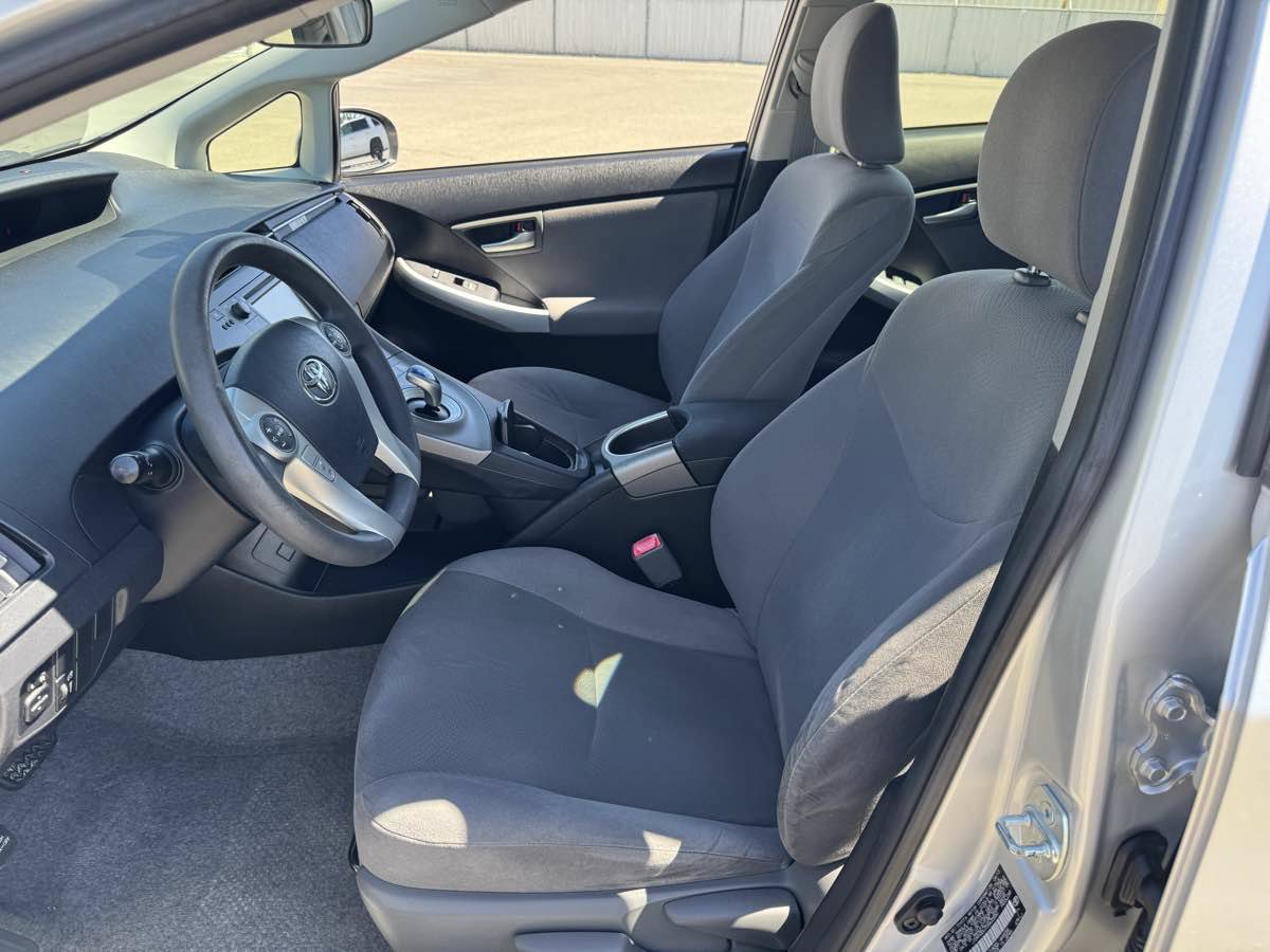 Used 2013 Toyota Prius Two FWD image 20