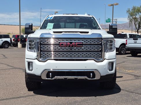 Used 2020 GMC Sierra 3500 Denali w/ Technology Package AWD/4WD image 2