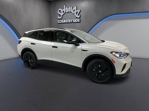 New 2025 Volkswagen ID.4 Pro S image 2