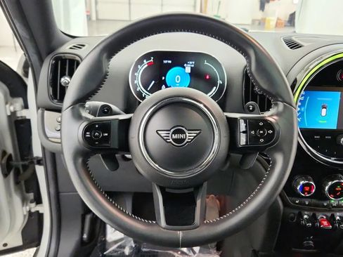 Used 2023 MINI Cooper Countryman S w/ Premium Package image 31