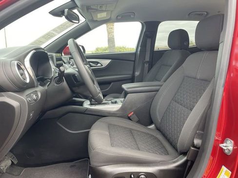 Used 2021 Chevrolet Blazer LT FWD image 18