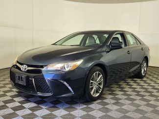 Used 2015 Toyota Camry SE w/ Protection Package FWD video 3
