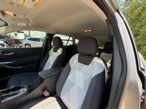 Used 2026 Chevrolet Trax LS FWD image 11