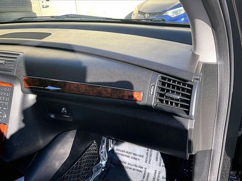 Used 2010 Mercedes-Benz R 350 4MATIC image 27