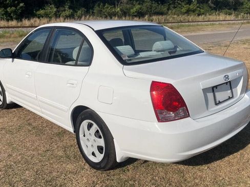 Used 2004 Hyundai Elantra GLS image 3