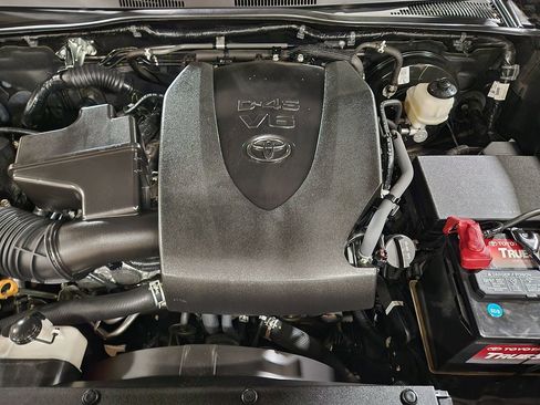 Used 2021 Toyota Tacoma TRD Sport image 51