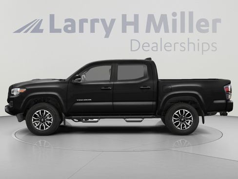 Used 2023 Toyota Tacoma TRD Off-Road w/ TRD Premium Off Road Package AWD/4WD image 3