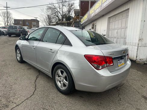 Used 2015 Chevrolet Cruze LT image 7