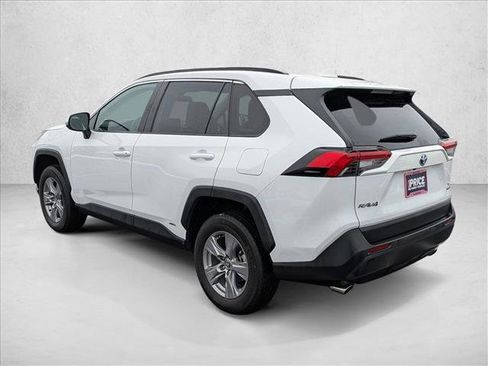 Used 2023 Toyota RAV4 XLE image 8