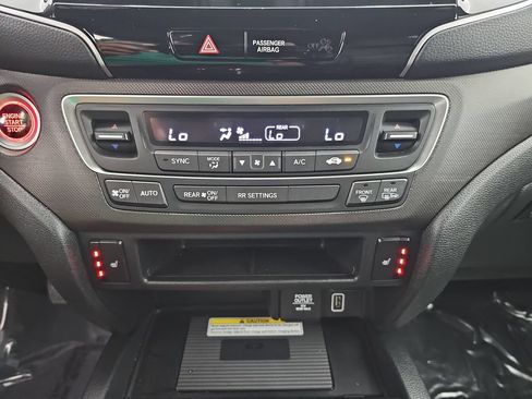 Used 2023 Honda Passport TrailSport image 37