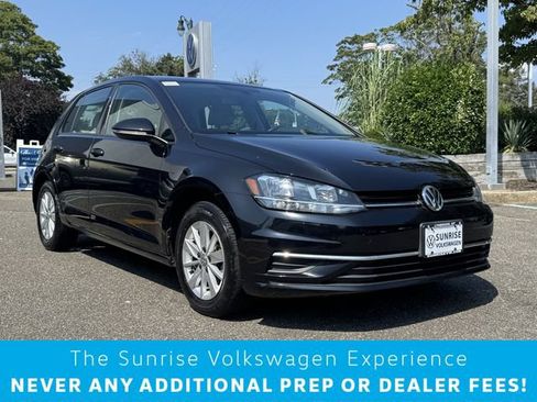 Used 2019 Volkswagen Golf S FWD image 1
