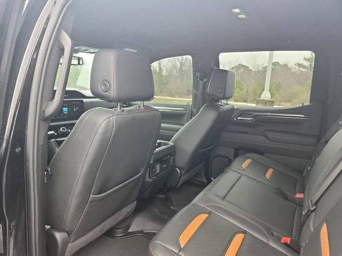 Certified 2024 GMC Sierra 1500 AT4 w/ AT4 Premium Package image 14