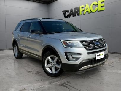 Used 2017 Ford Explorer XLT