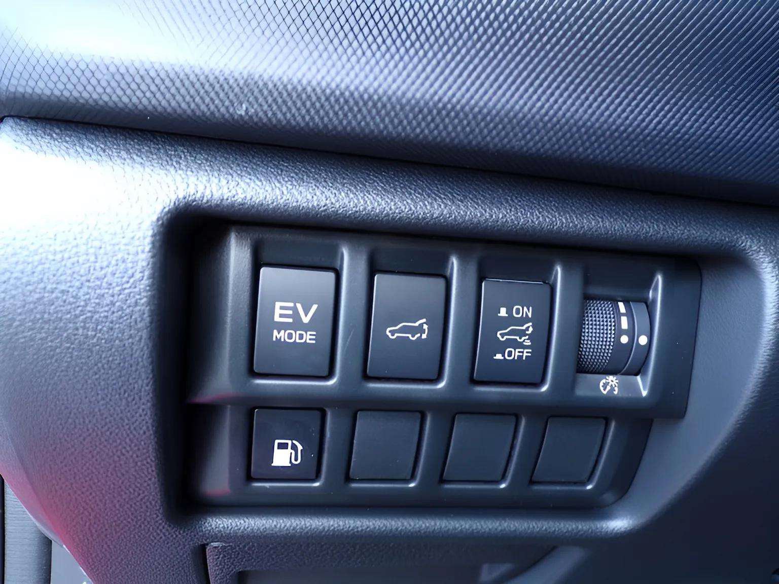 Used 2025 Subaru Forester Premium AWD/4WD image 21