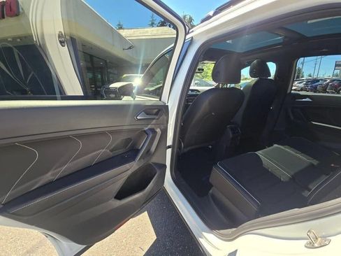 Used 2023 Volkswagen Tiguan SEL R-Line AWD/4WD image 13