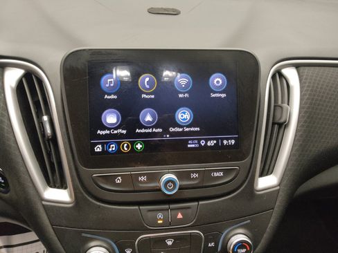 Used 2024 Chevrolet Malibu LS FWD image 25