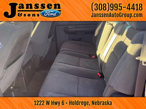 Used 2008 Chevrolet Silverado 2500 LT w/ 1LT Convenience Package image 12
