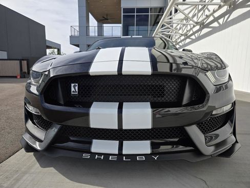 Used 2019 Ford Mustang Shelby GT350 w/ Technology Package RWD image 8