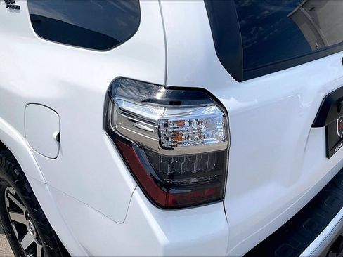 Used 2024 Toyota 4Runner TRD Off-Road Premium w/ Moonroof Package AWD/4WD image 30