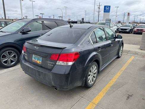 Used 2012 Subaru Legacy 3.6R Limited image 3