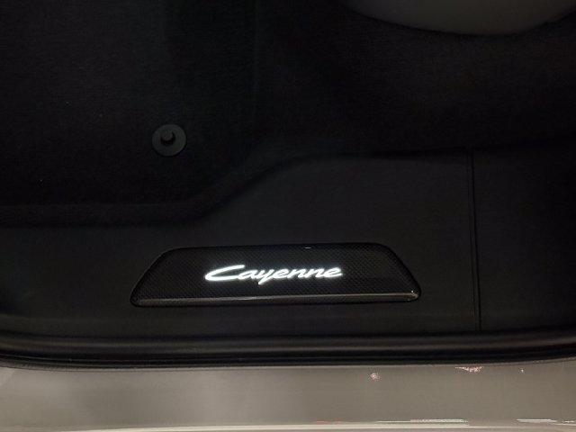 Certified 2026 Porsche Cayenne GTS AWD/4WD image 34
