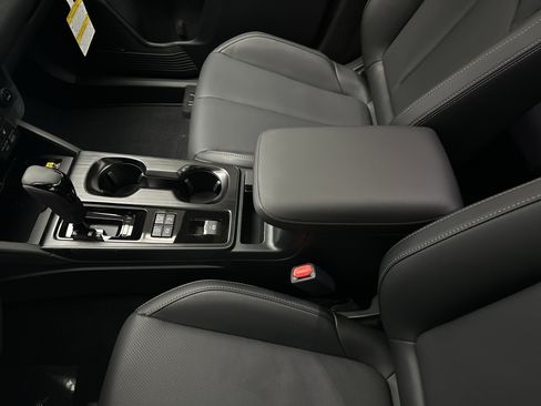 New 2026 Subaru Outback Limited XT image 40