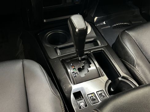 Used 2023 Toyota 4Runner 40th Anniversary SE AWD/4WD image 21