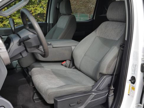 Certified 2023 Ford F150 XLT w/ Trailer Tow Package image 32